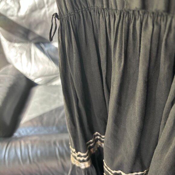 Thunderbird Fashions Black Dress with Metallic Trim - Classic Chic - Picture 2 of 6